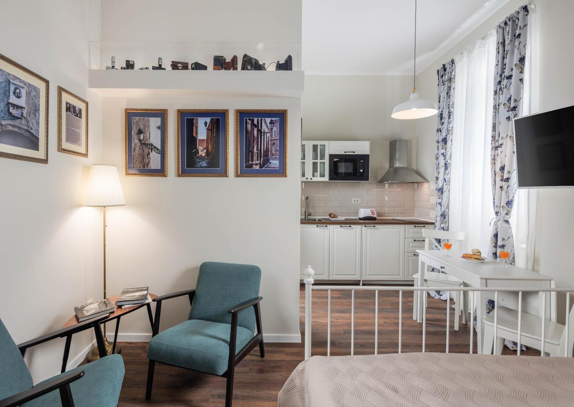 Photel Apartments 茨里克韦尼察 外观 照片